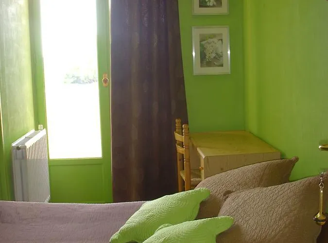 Restaurant Clos D' ホテル 2*